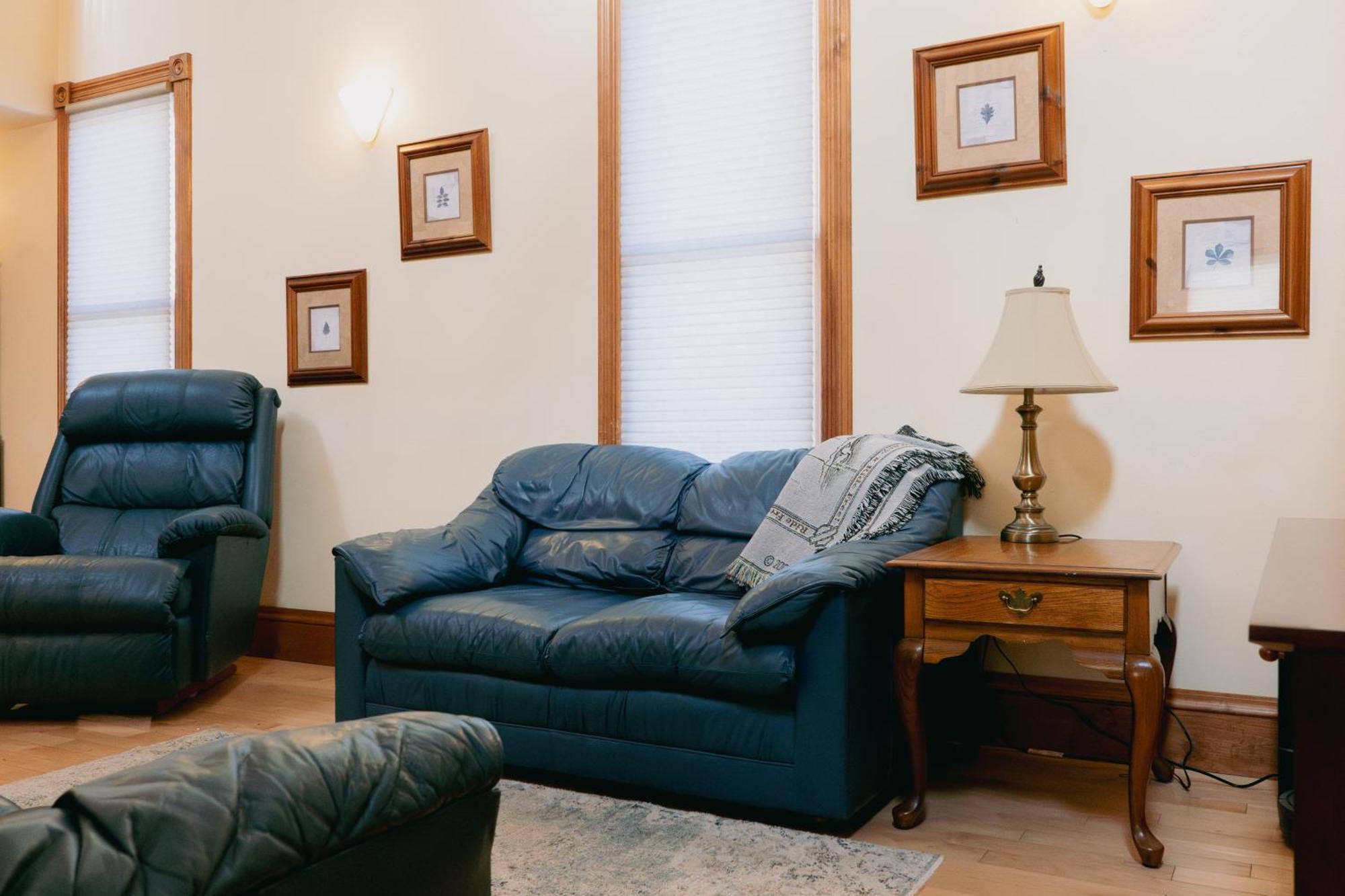 First Deadwood Cottages Екстер'єр фото