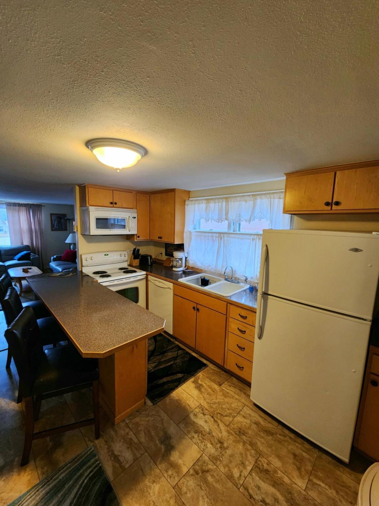 First Deadwood Cottages Екстер'єр фото