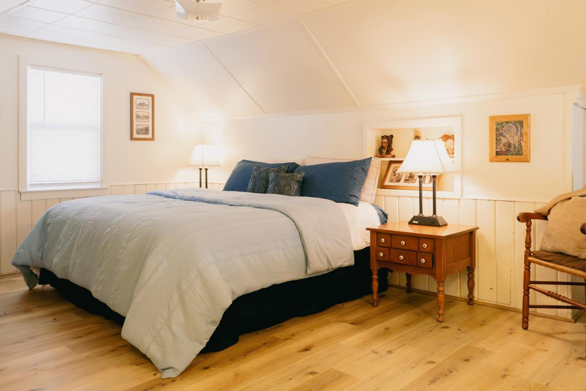 First Deadwood Cottages Екстер'єр фото